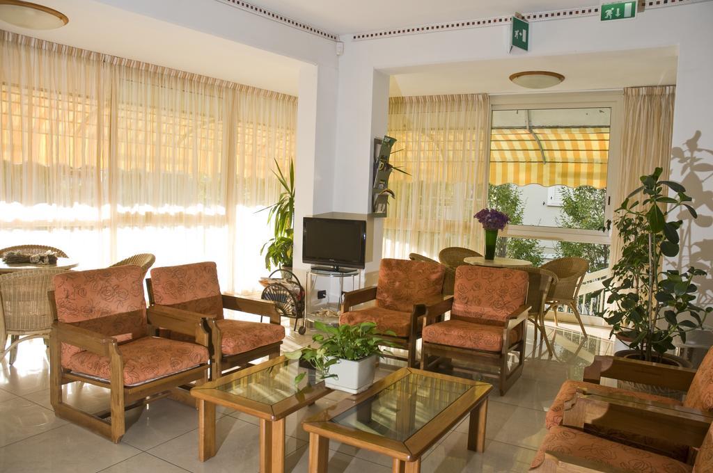 Hotel Donatello 체제나티코 외부 사진