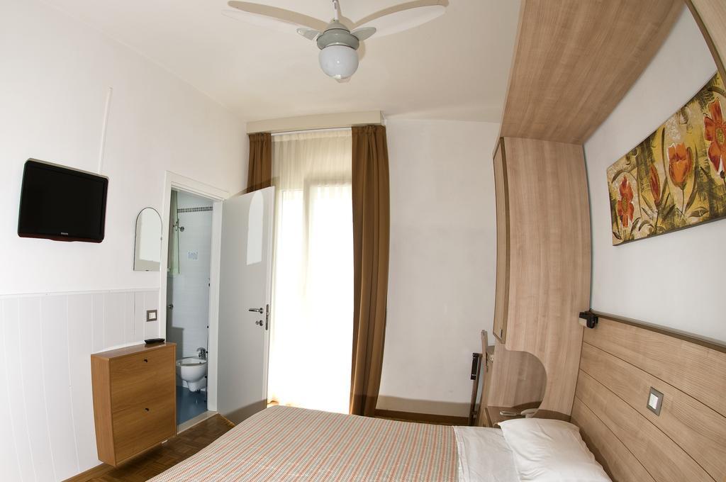 Hotel Donatello 체제나티코 외부 사진